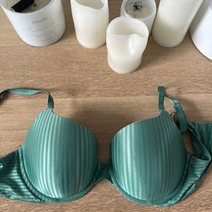 Victoria secret push up